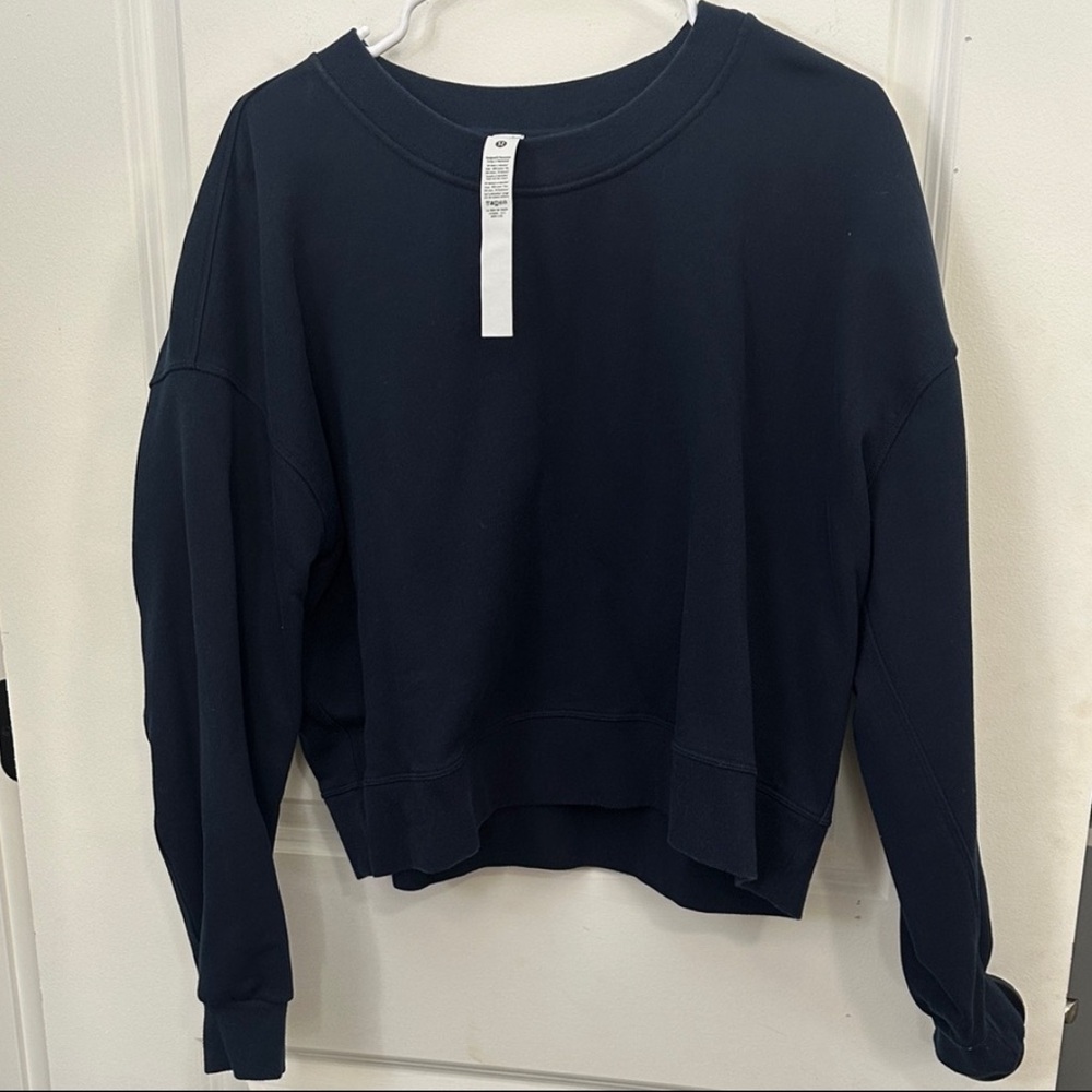 Lululemon Perfectly Oversized Cropped Crew Sweatshirt Size 12 Navy - Picture 5 of 5